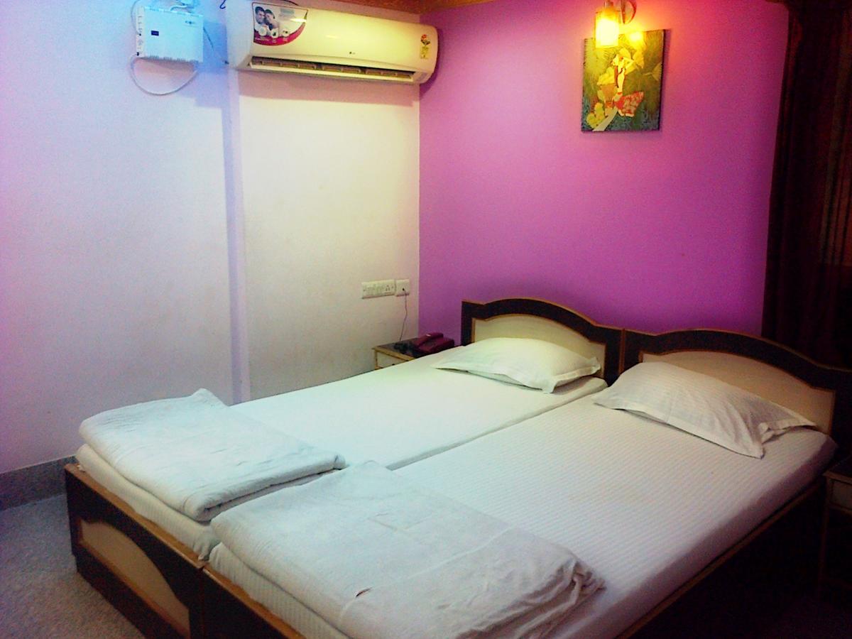 Hotel Mega Palace Patna  Exterior foto