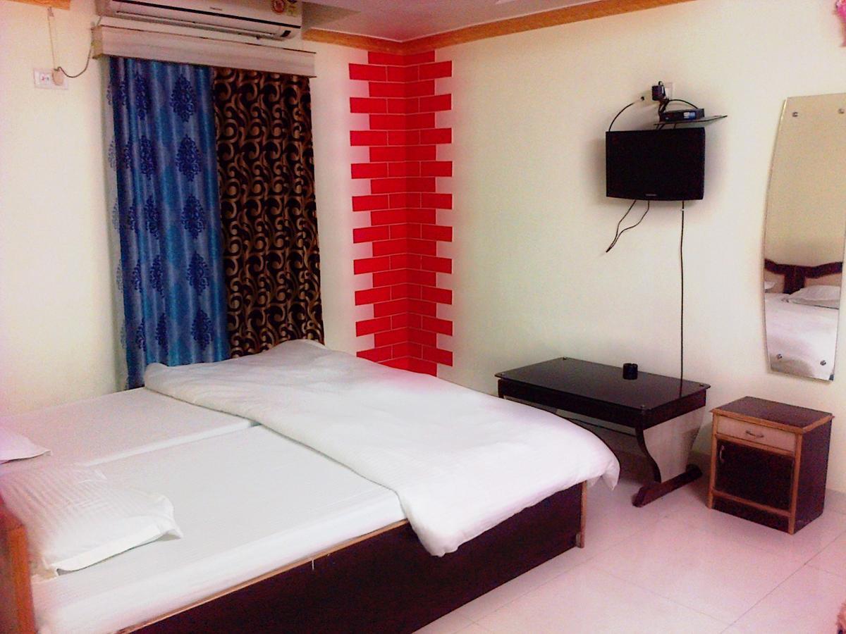 Hotel Mega Palace Patna  Exterior foto